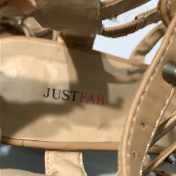 Studded sandals - Picture 4 of 4